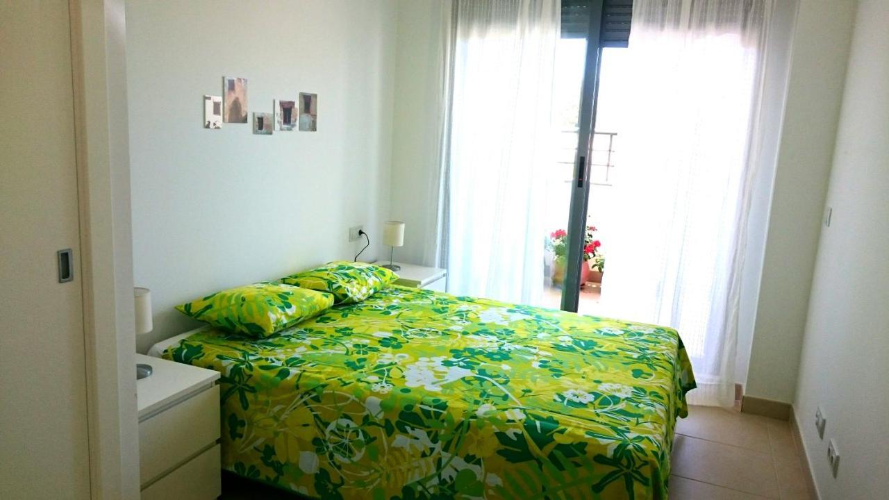 Apartamento De Dos Dormitorios Junto A Mojacar Playa Garrucha Eksteriør billede